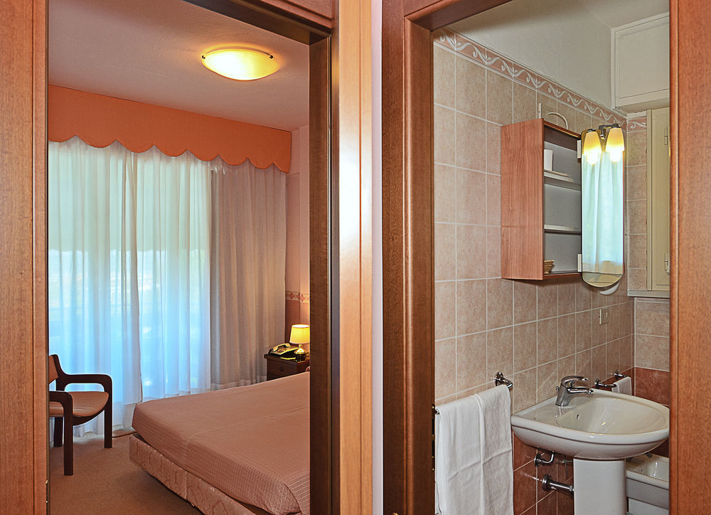 Hotel Areion فورتي دي مارمي المظهر الخارجي الصورة